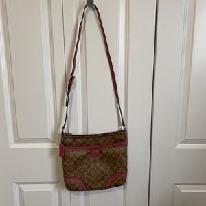 Coach medium size crossbody purse